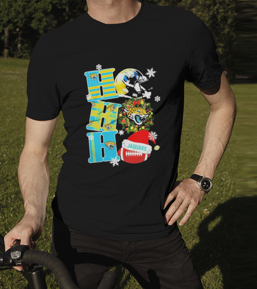 Jacksonville Jaguars Ho Ho Ho Merry Christmas Football Santa Hat Snowflakes Wreath T-Shirt