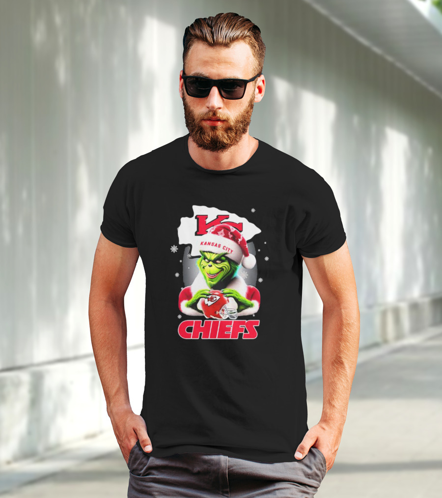 Kansas City Chiefs Grinch Santa Christmas T-Shirt