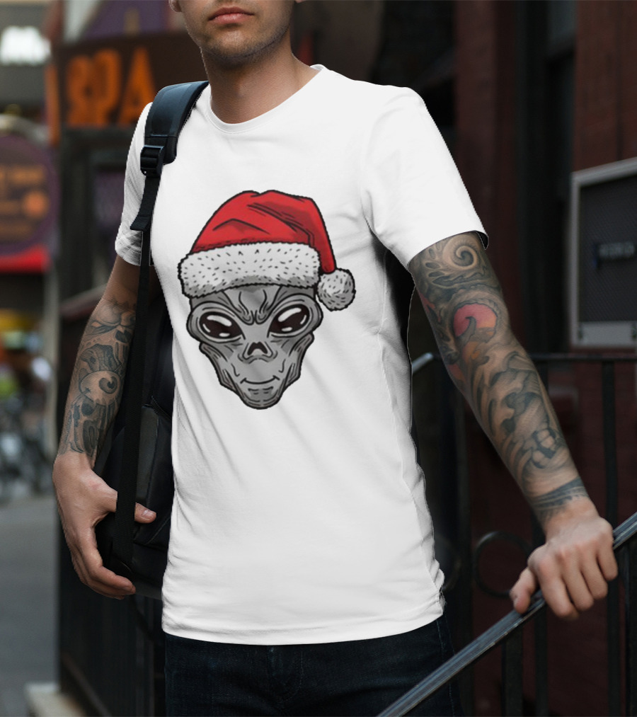 Santa Hat Alien Xmas T-Shirt