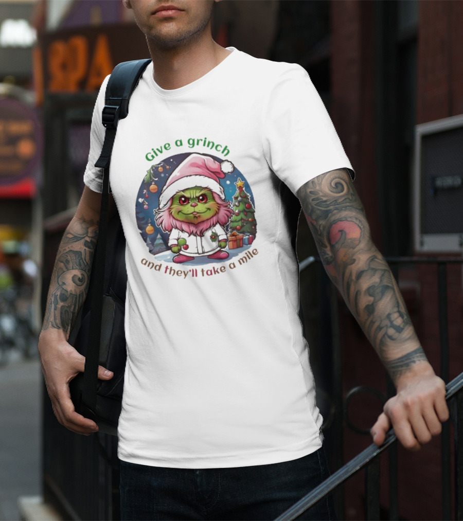 Chibi Pink Grinch Christmas Scene Give A Grinch And They’ll Take A Mile T-Shirt