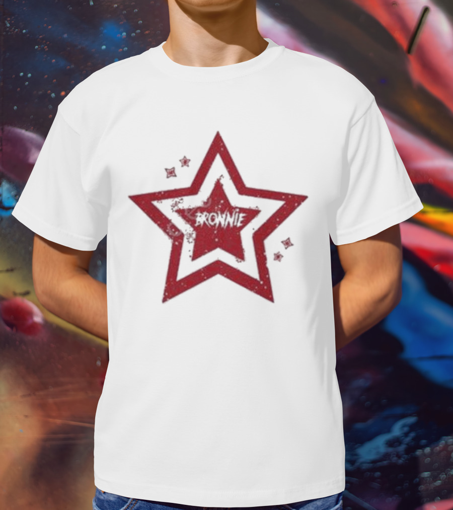 Bronnie Red Star Pattern Vintage T-Shirt