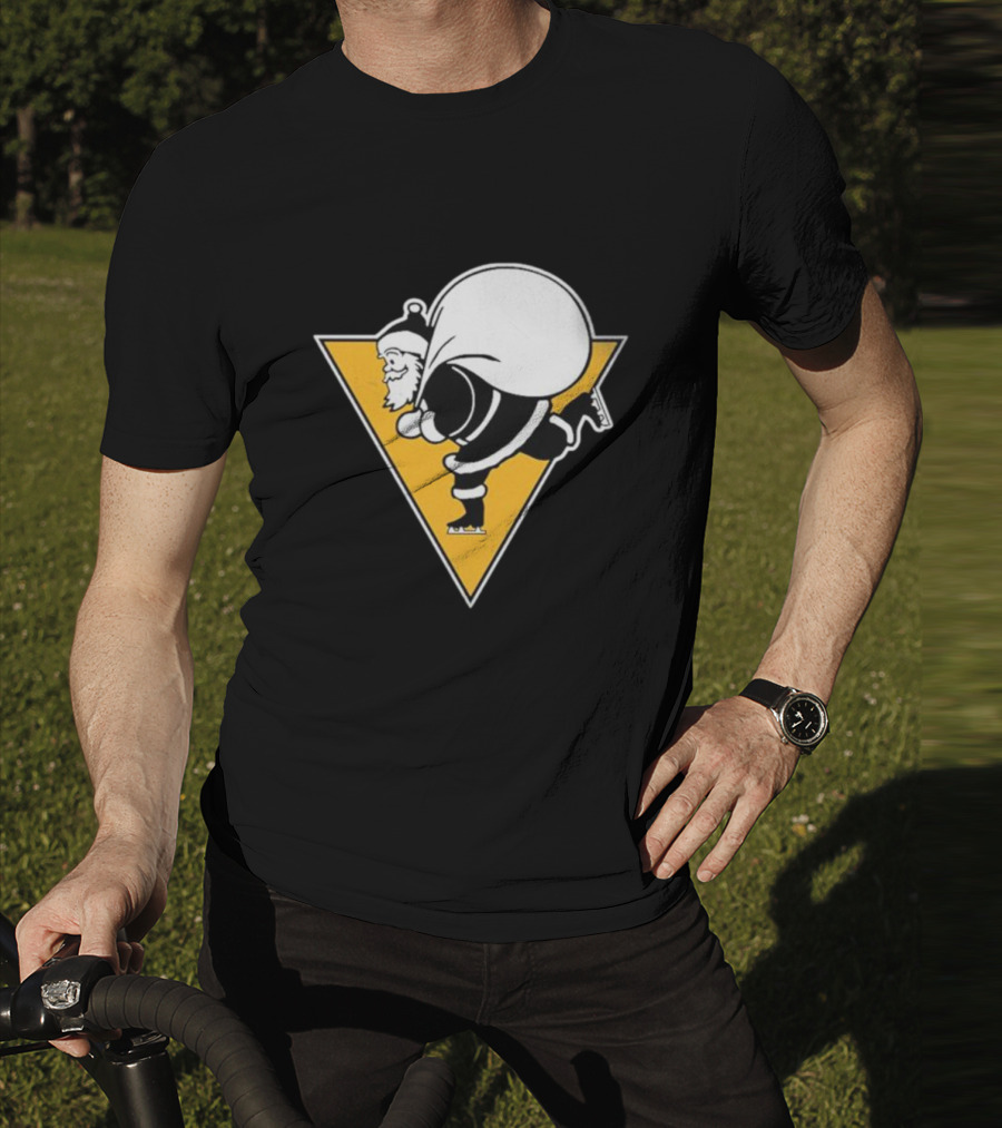 Pittsburgh Penguins Santa Skates Christmas Hockey T-Shirt