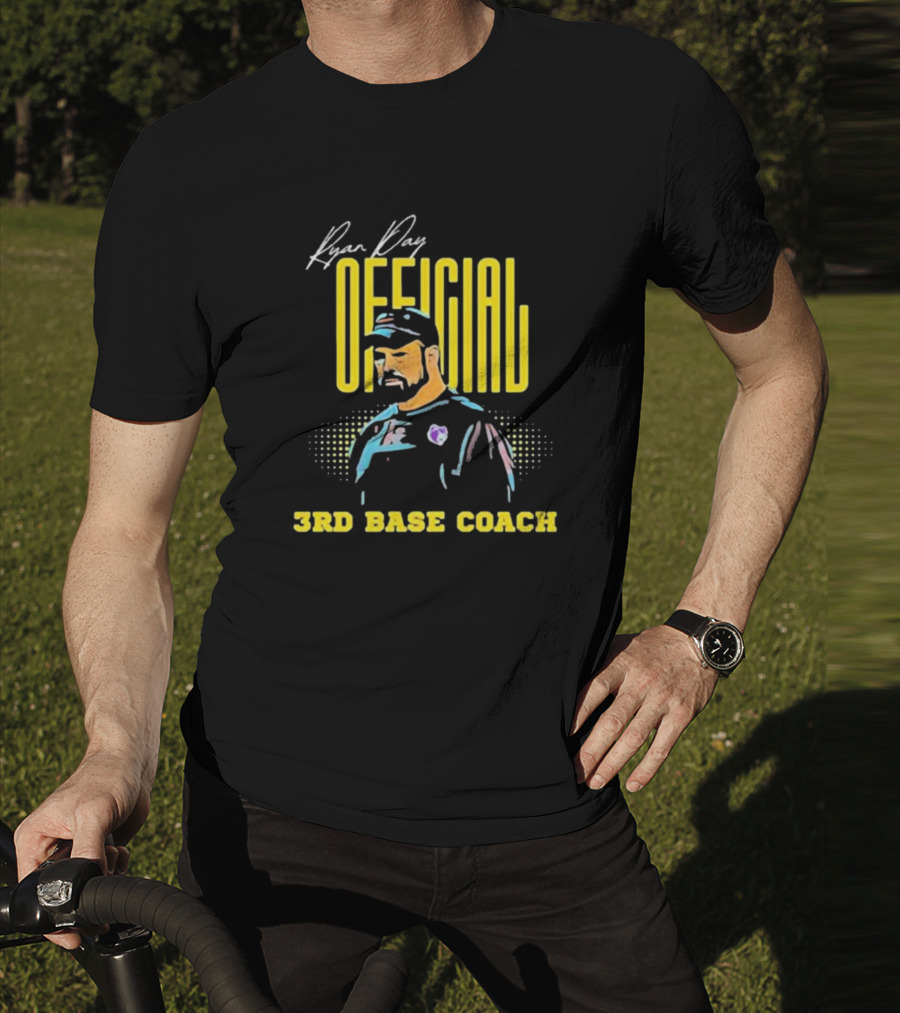 Ryan Day Official 3rd Base Coach Kalamazoo Growlers T-Shirt