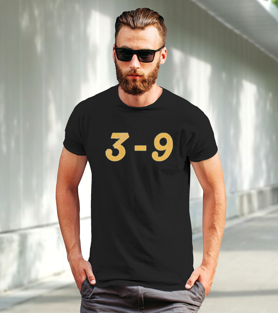 Old Grad 3-9 Pitt Football Fan T-Shirt