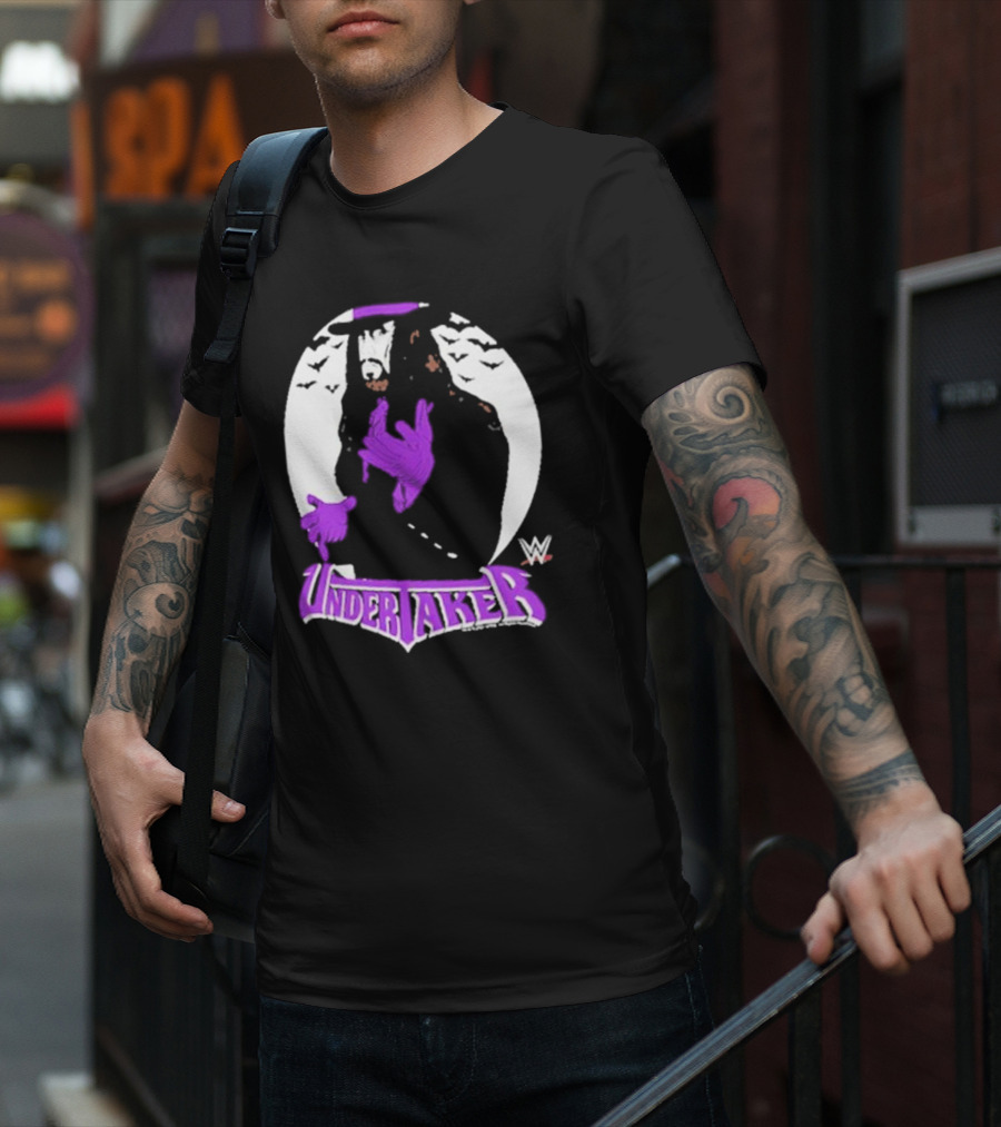 WWE Undertaker Purple Hat Bats Circle T-Shirt