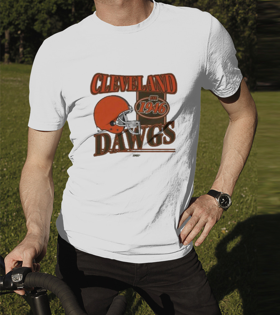 Cleveland Dawgs Est 1946 Football Helmet T-Shirt
