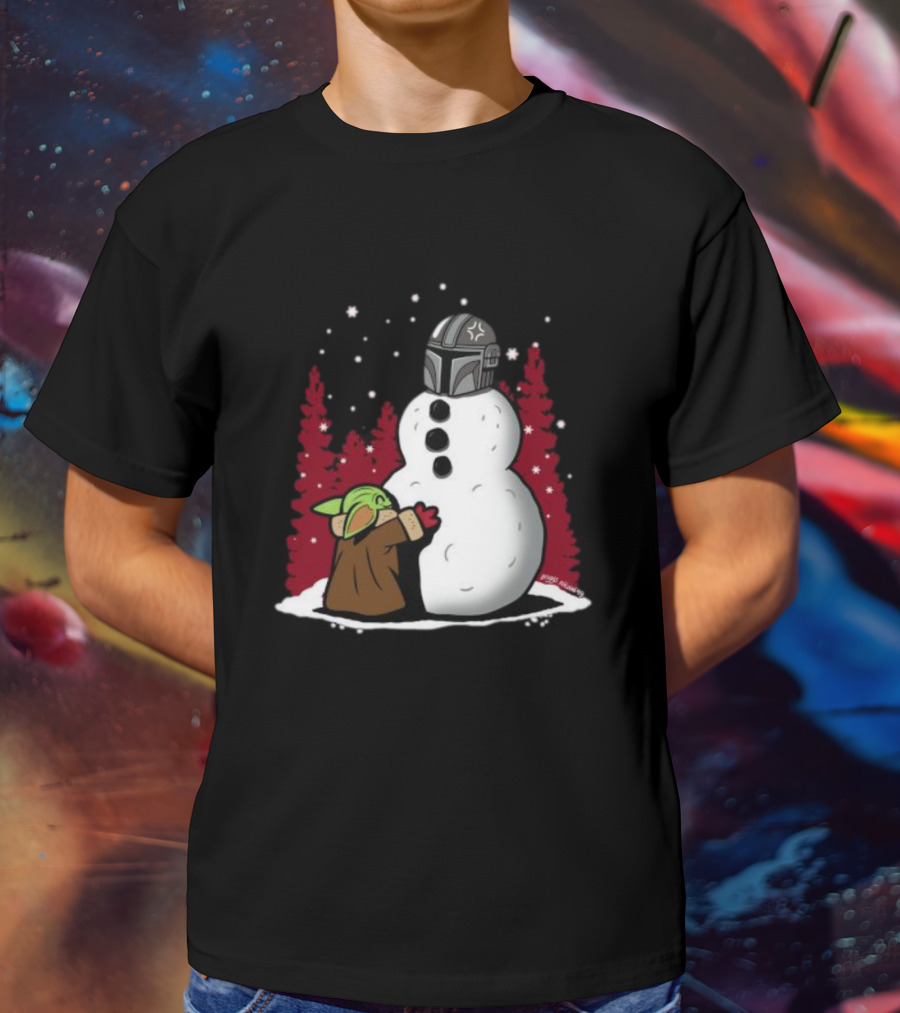 The Best Snowman In The Parsec Yoda Hugs Snowman Mandalorian Helmet Snow Star Wars T-Shirt