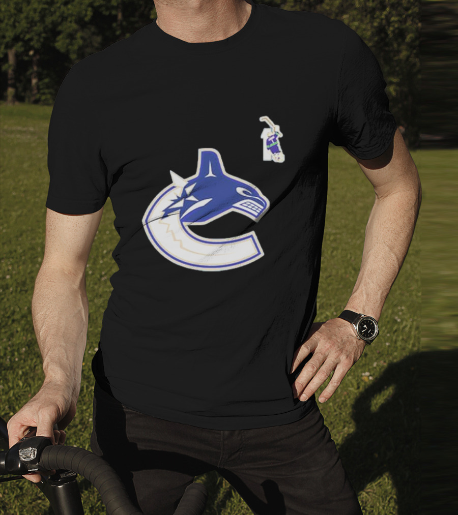 Luongo #1 Vancouver Canucks Orca Logo Ring Of Honour T-Shirt