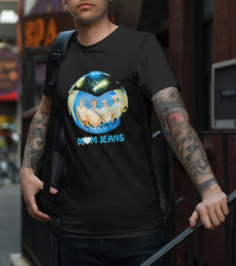 Mom Jeans Band Fisheye Group Photo Orb T-Shirt