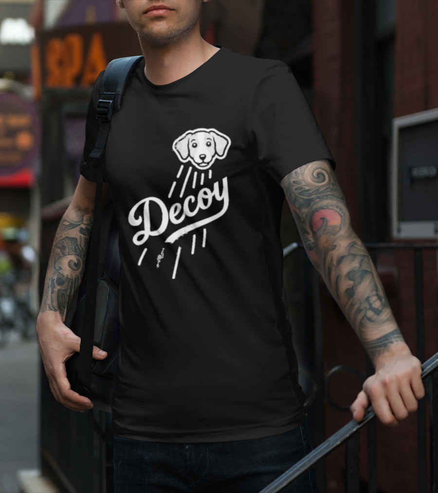 Decoy Rotowear Dog Head With Rays T-Shirt