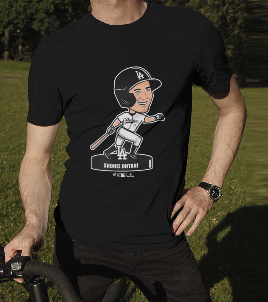 Shohei Ohtani Los Angeles Dodgers LA Bobblehead Dodgers 17 T-Shirt
