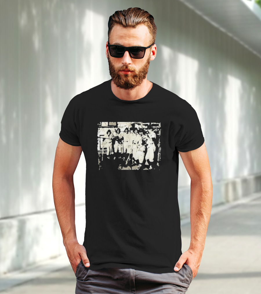 The Warriors Furies Baseball Team Vintage Style Retro T-Shirt
