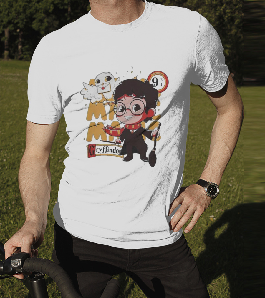 Magic Boy Gryffindor Platform 9¾ Owl And Broom T-Shirt