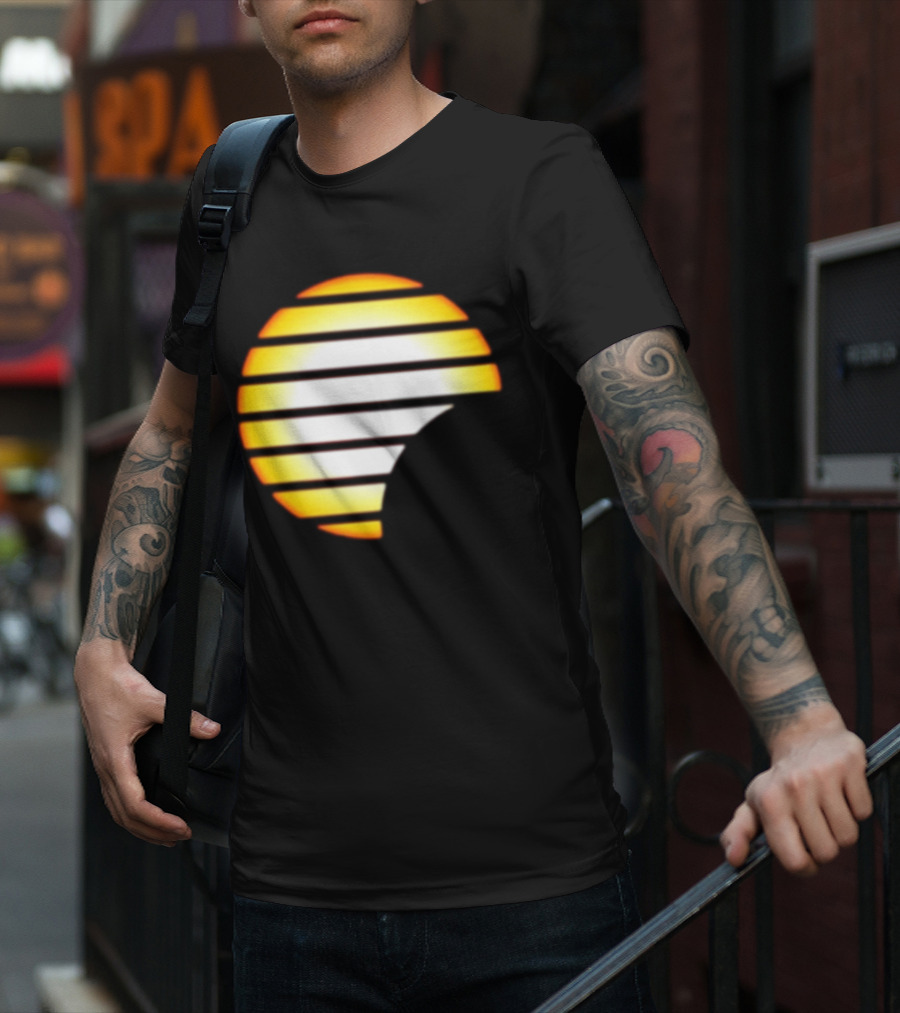 Quality Magna Cartel Sun Logo Magna Carta Magna Carta Cartel Sunset Stripes Circular T-Shirt