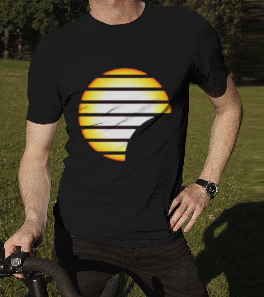 Quality Magna Cartel Sun Logo Magna Carta Magna Carta Cartel Sunset Stripes Circular T-Shirt