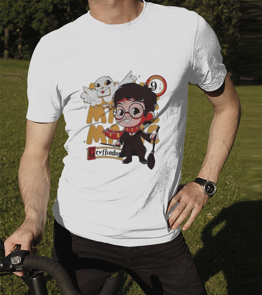 Quality Magic Boy Gryffindor Platform 9¾ Owl Wizard T-Shirt