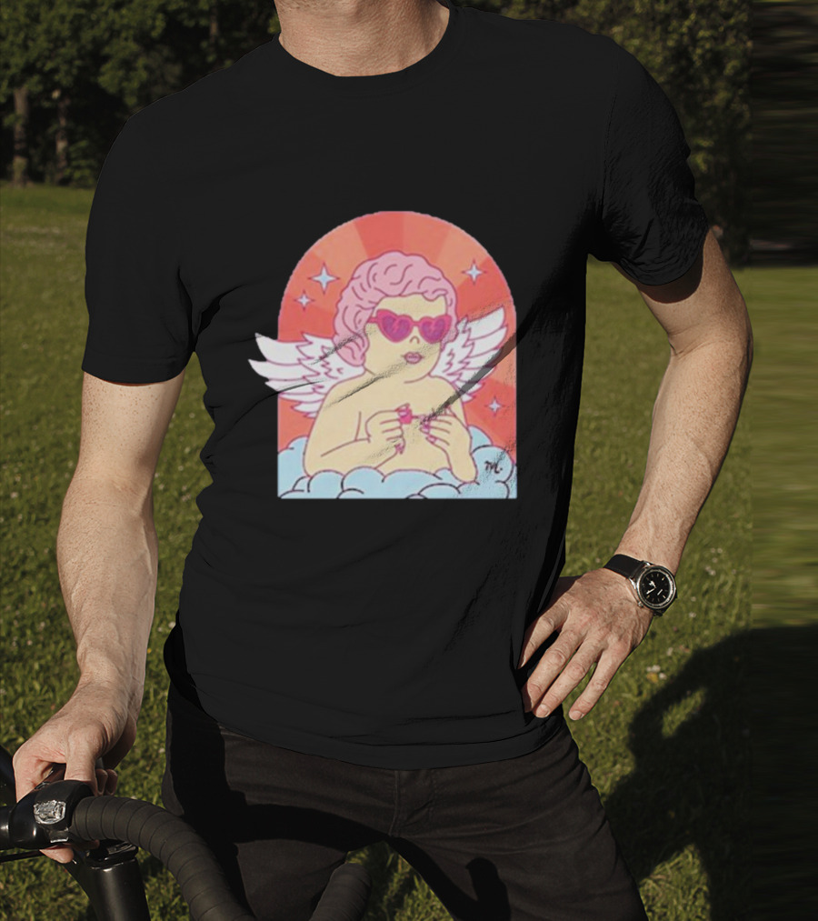 Maniology Cupid's Nail Spa Cherub With Heart Sunglasses And Wings T-Shirt
