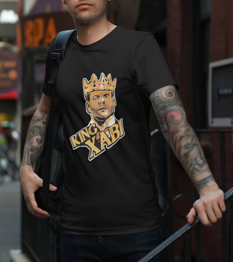 King Xabi Bayer Leverkusen Coach Icon With Crown T-Shirt