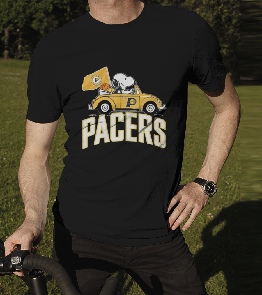 Indiana Pacers Snoopy Fan Forever Basketball Team Car Flag T-Shirt
