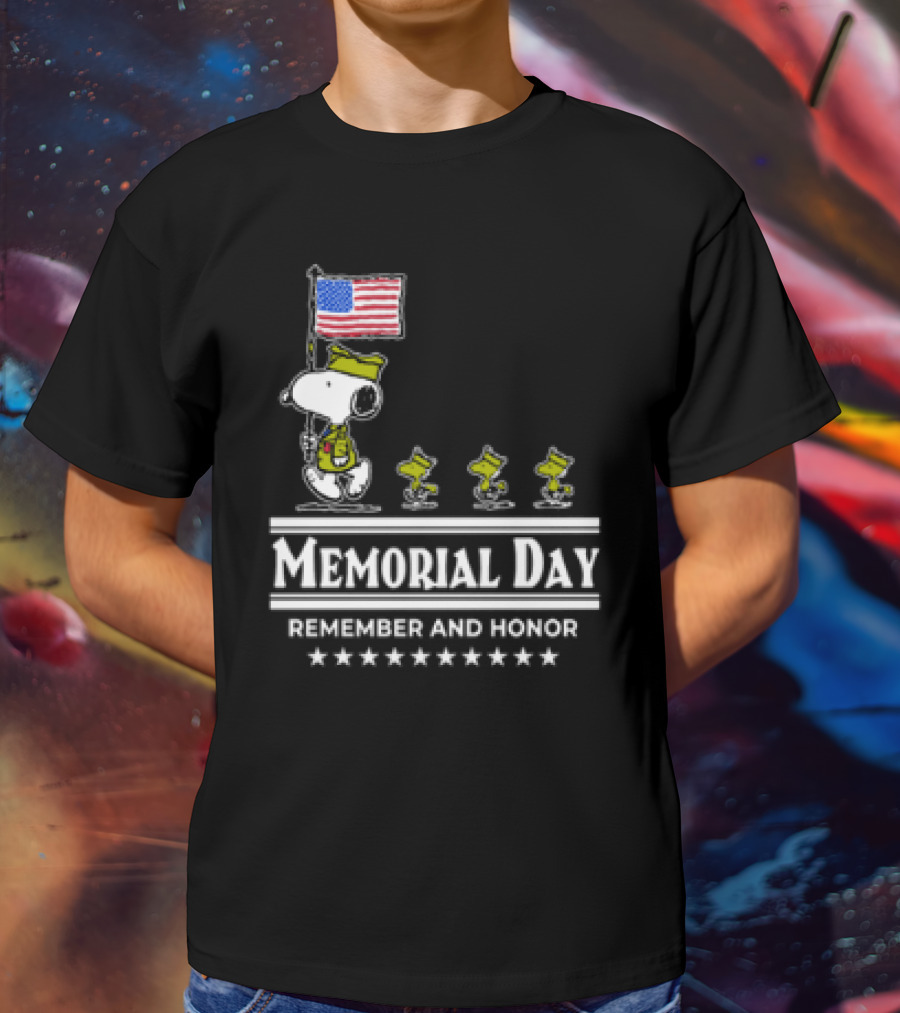 Memorial Day Snoopy And Woodstock Remember And Honor With American Flag T-Shirt
