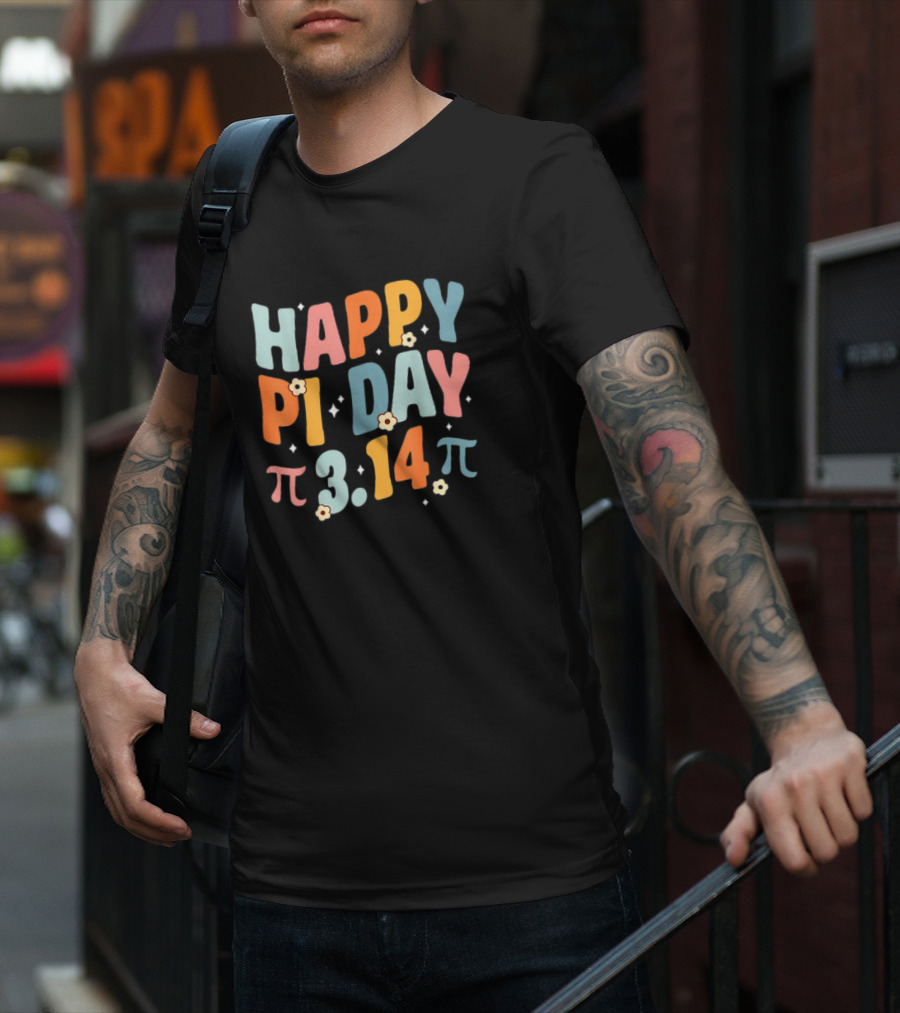 Happy Pi Day 3.14 Groovy Math Teacher T-Shirt