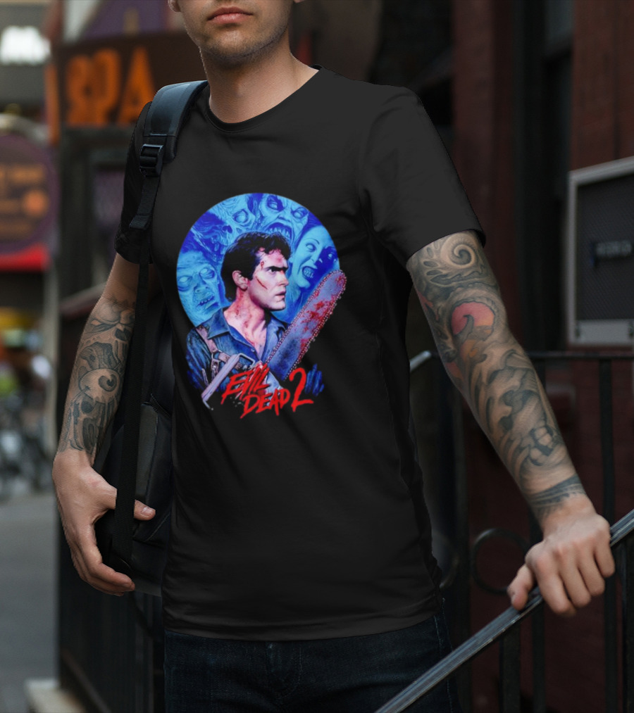 Evil Dead 2 Main Character Chainsaw Fight With Zombies T-Shirt