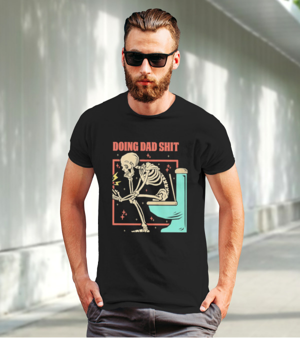 Skeleton Doing Dad Shit With Toilet And Comic Vibes T-Shirt
