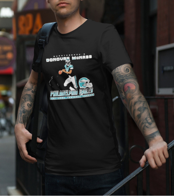 Quarterback Donovan McNabb Philadelphia Eagles National Football League T-Shirt