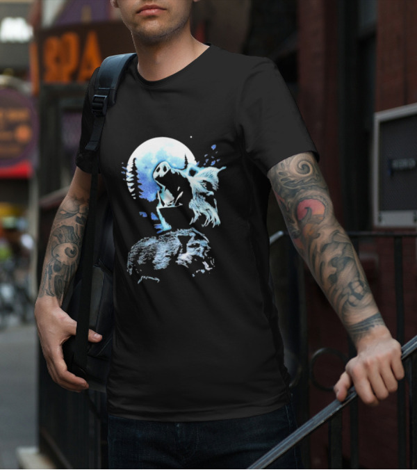 Wild Boar Howling At The Moon Men’s Forest Night Scene T-Shirt