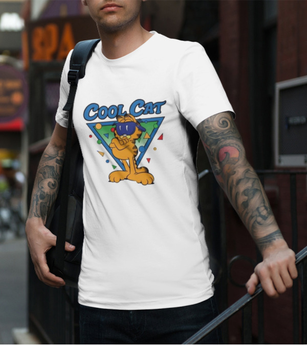 Quinton Reviews Wearing Garfield Cool Cat Retro T-Shirt