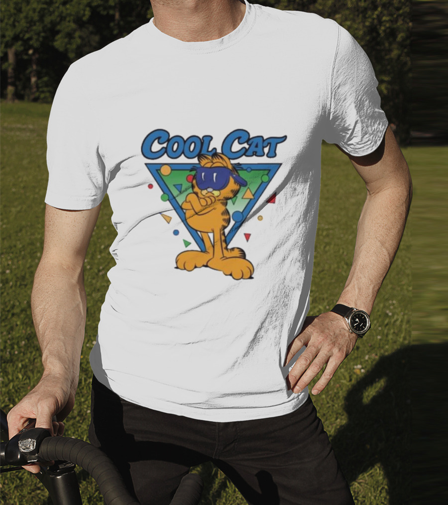 Quinton Reviews Wearing Garfield Cool Cat Retro T-Shirt