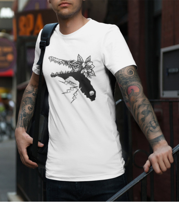 Florida Will Eat You - Alligator Skull Lightning Magnolia Map T-Shirt