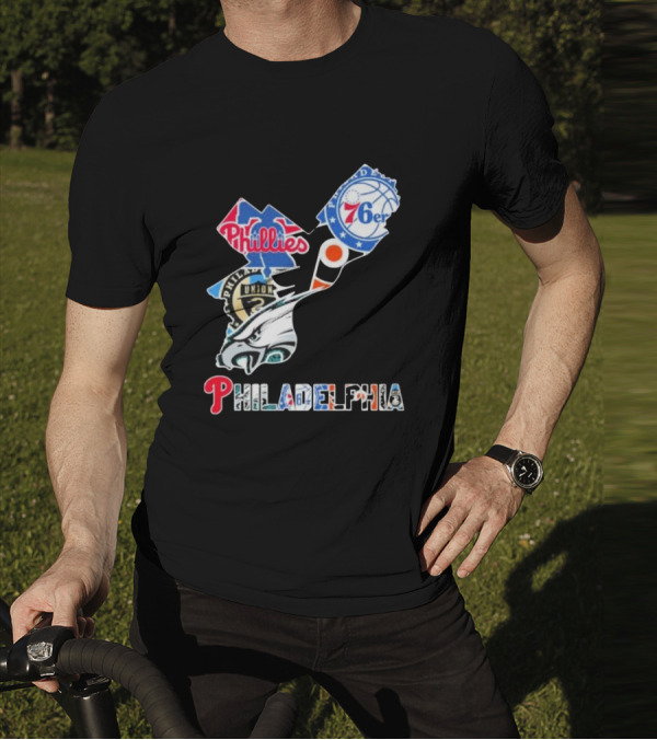 Philadelphia Eagles Phillies 76ers Union Flyers T-Shirt