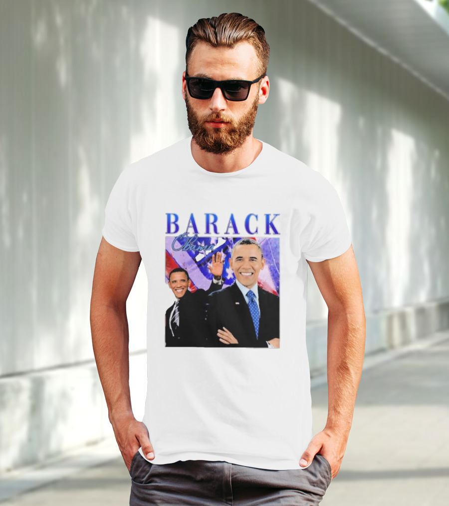 BARACK Obama Smiling Pose With Patriotic Background T-Shirt