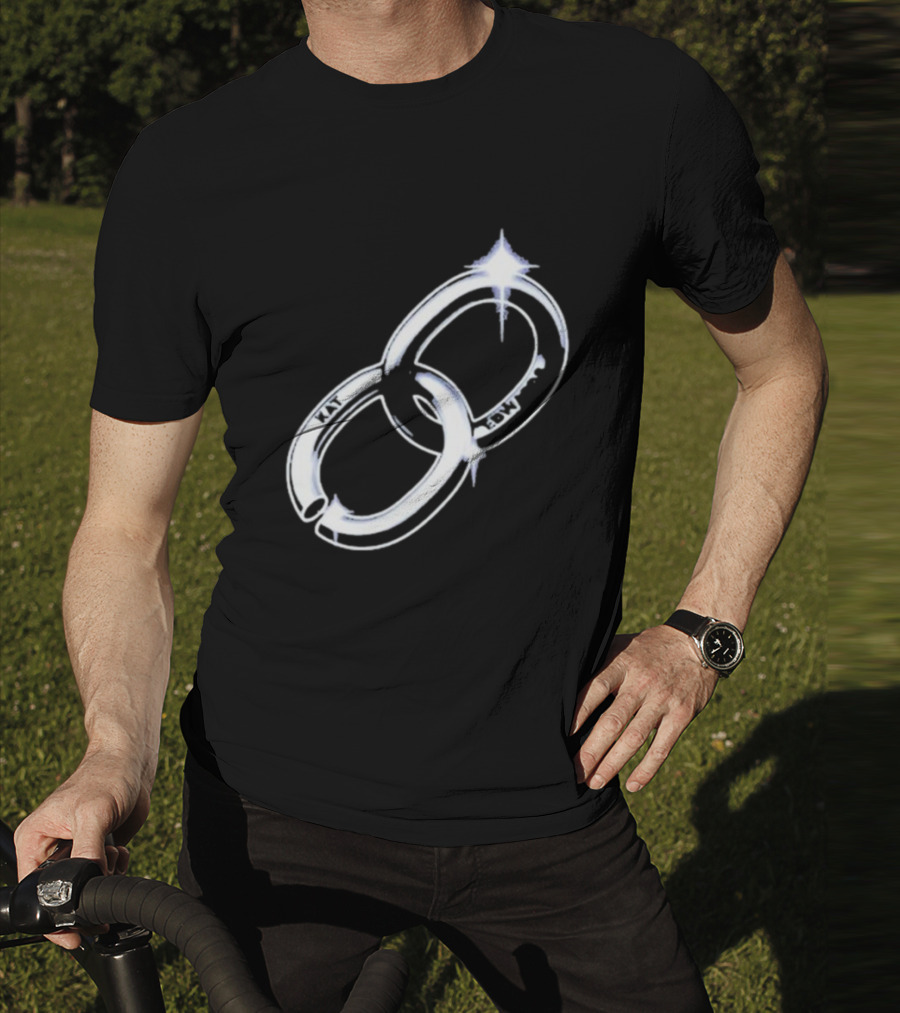 Kat Edwards Broken Link Chain T-Shirt