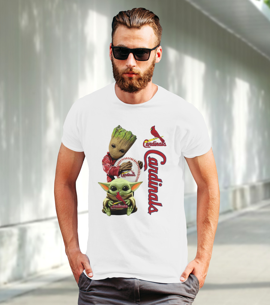 Baby Groot And Baby Yoda Hugging St. Louis Cardinals Baseball T-Shirt