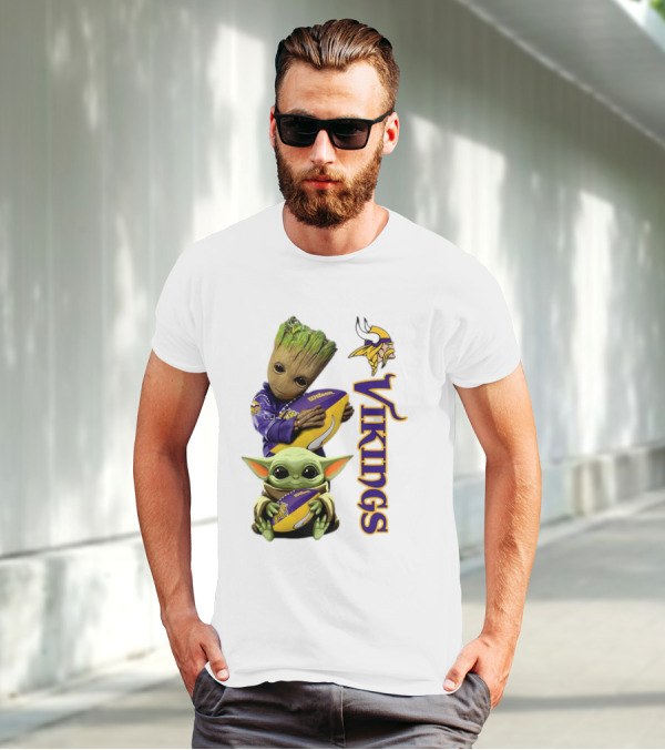 Baby Groot And Yoda Hugging Minnesota Vikings Football T-Shirt