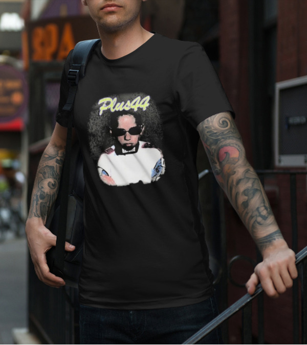 Lewis Hamilton Plus 44 Vintage Style Portrait T-Shirt