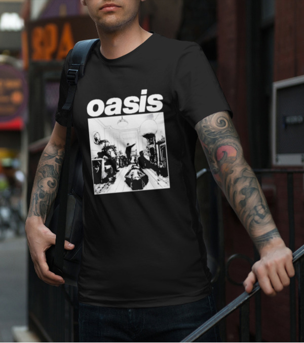 Oasis Definitely Maybe Monochrome Room Scene T-Shirt