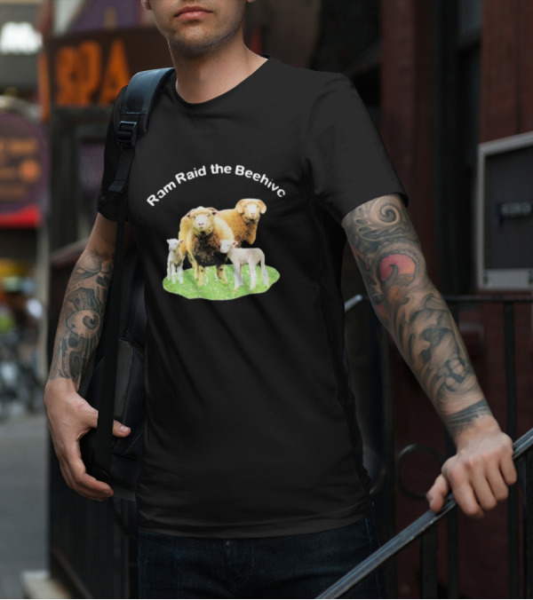 Ram Raid The Beehive Sheep On Grass T-Shirt