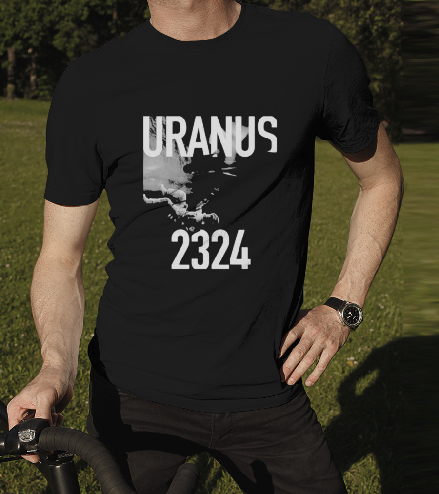 URANUS 2324 Astronaut Floating In Space T-Shirt