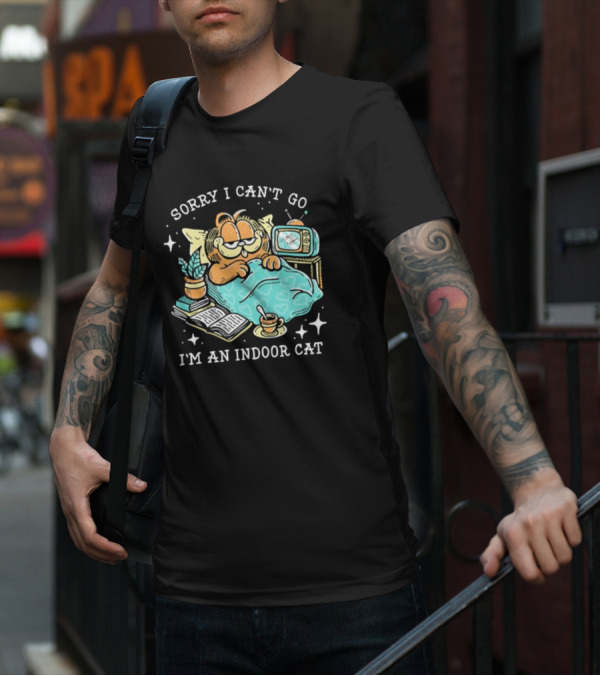 Sorry I Can’t Go I’m An Indoor Cat Funny Garfield Bedtime Relaxation T-Shirt