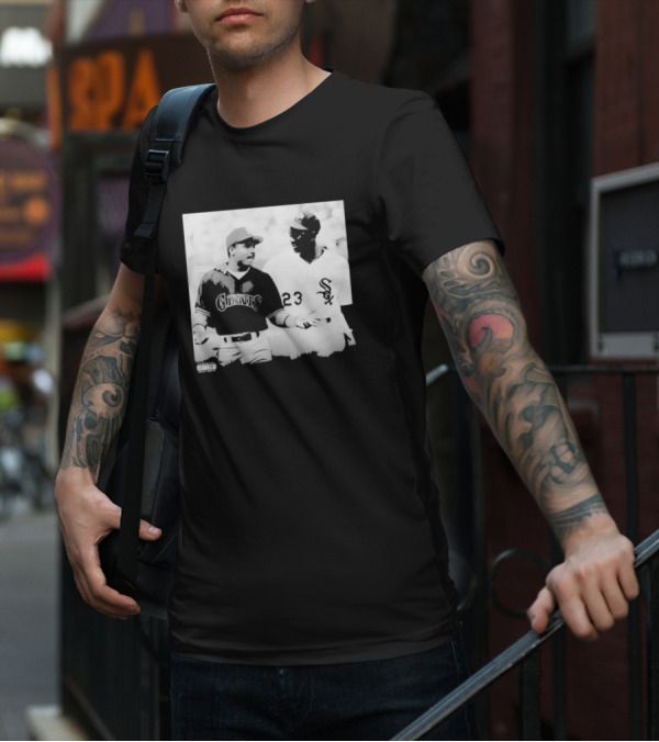 Shopwarriorsworld Bonds Giants White Sox 23 T-Shirt