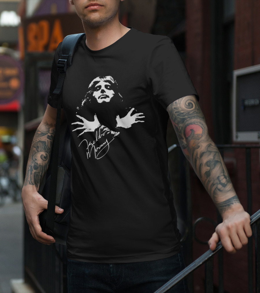 Freddie Mercury Queen Band Autograph Iconic Pose T-Shirt