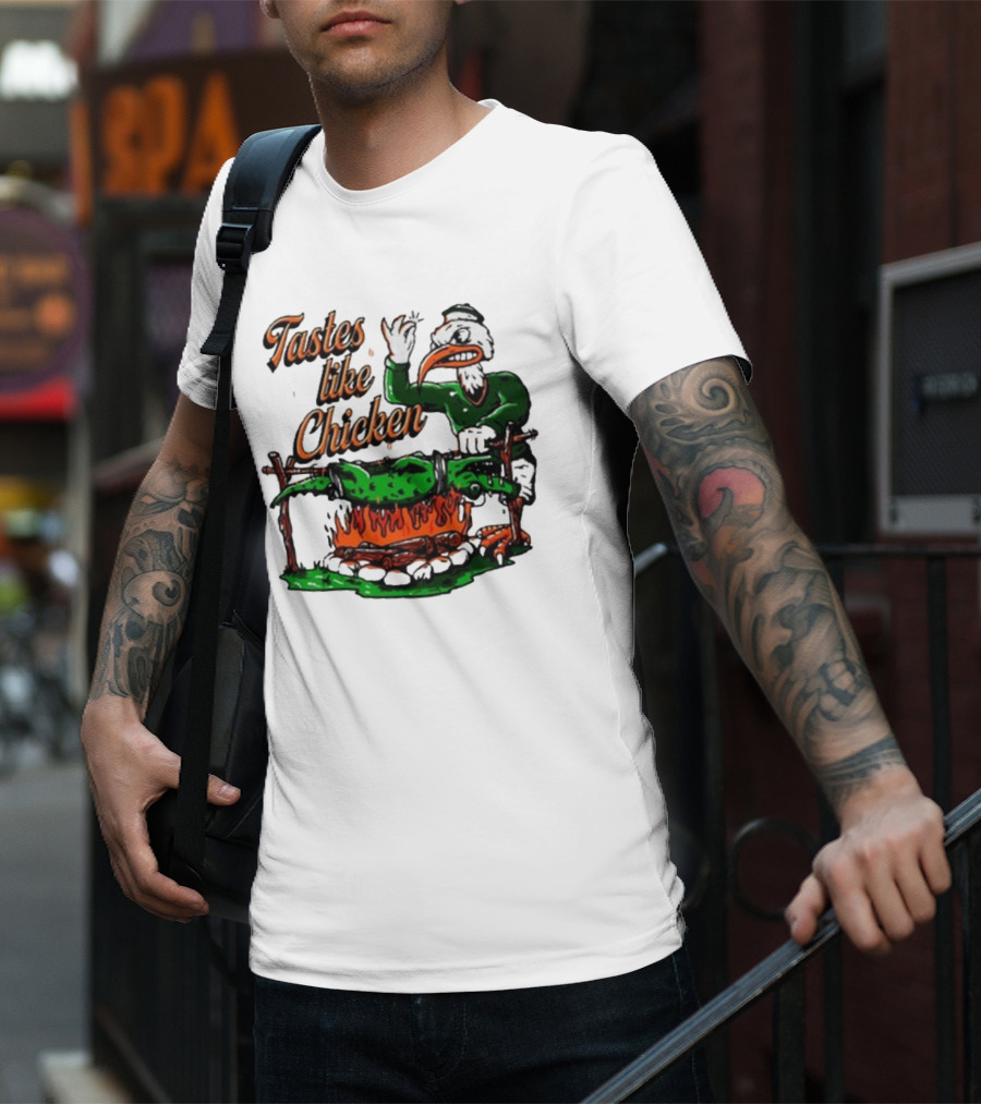Miami Hurricanes Rivalry Gator Roast Tastes Like Chicken T-Shirt