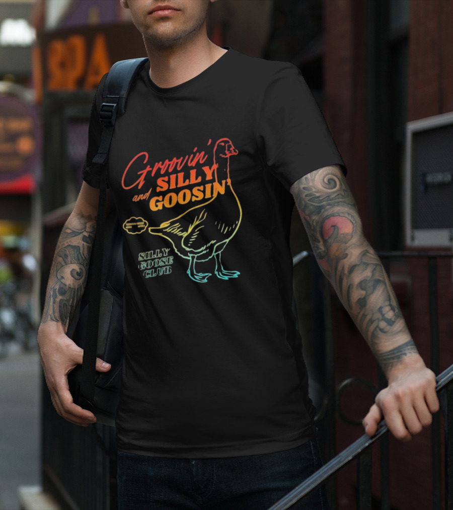 Groovin’ And Silly Goosin’ Silly Goose Club Retro Goose Outline T-Shirt