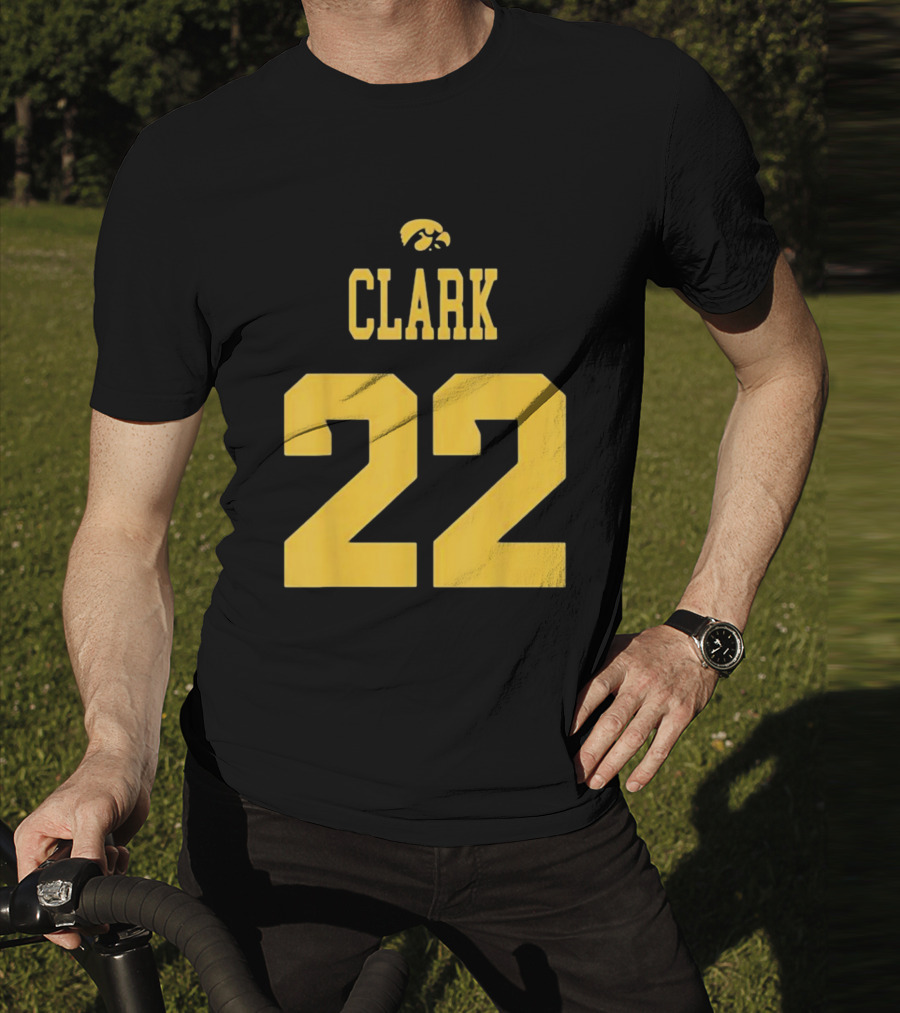 Clark 22 Iowa Hawkeyes T-Shirt