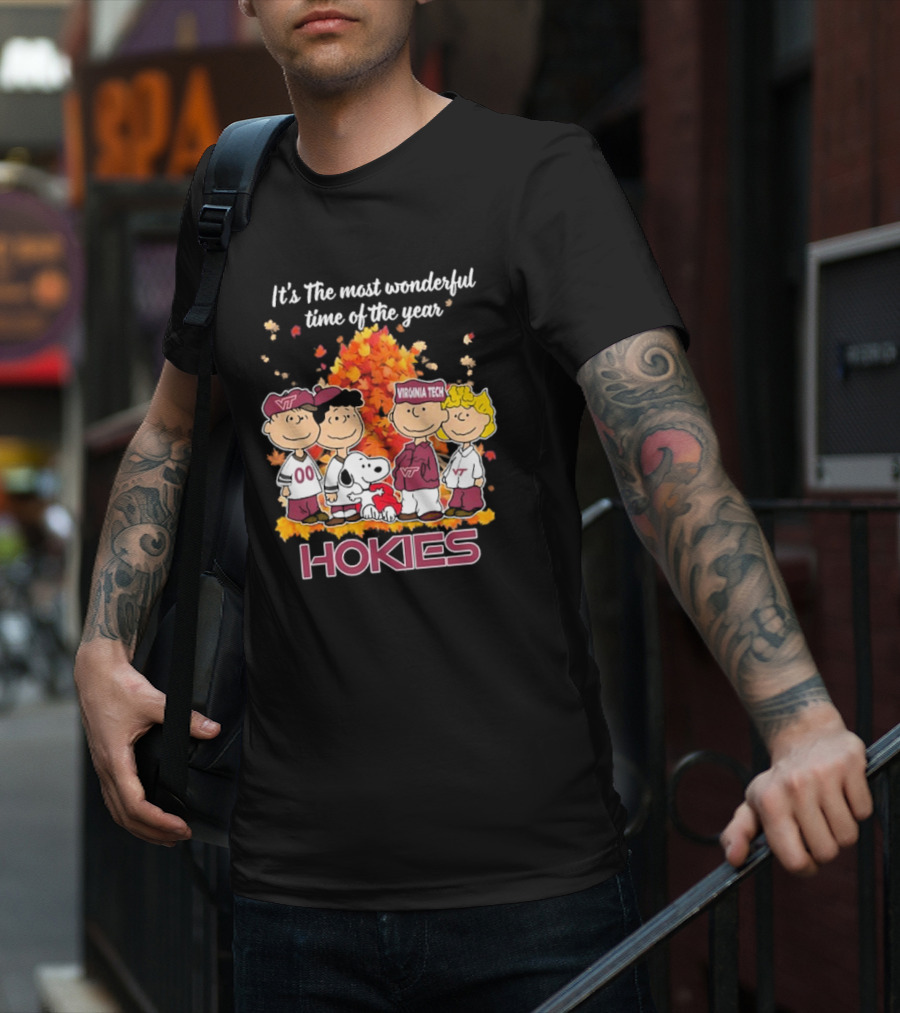 Snoopy Virginia Tech Hokies Peanuts Friends Wonderful Time Of The Year T-Shirt