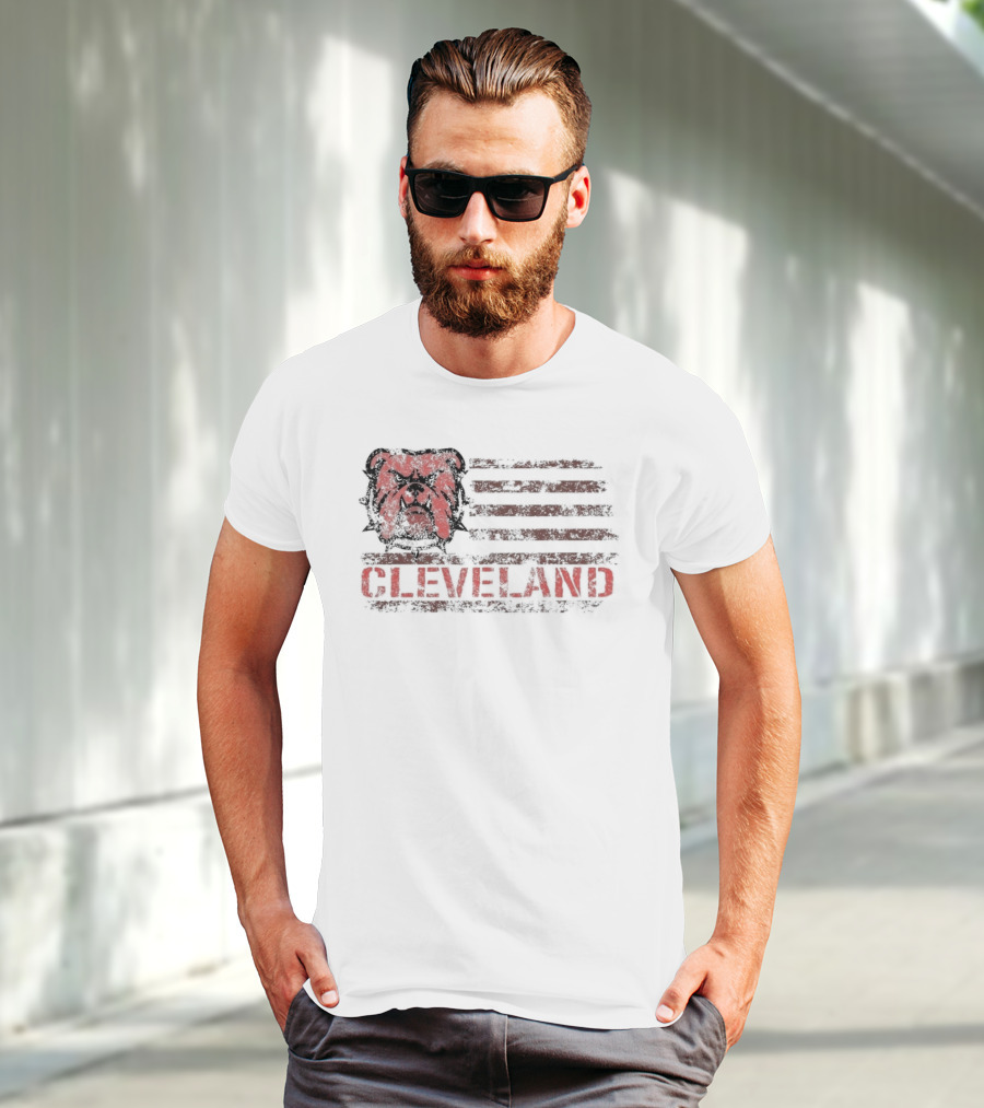 Cleveland Ohio Retro Vintage Classic Patriotic Bulldog Flag T-Shirt