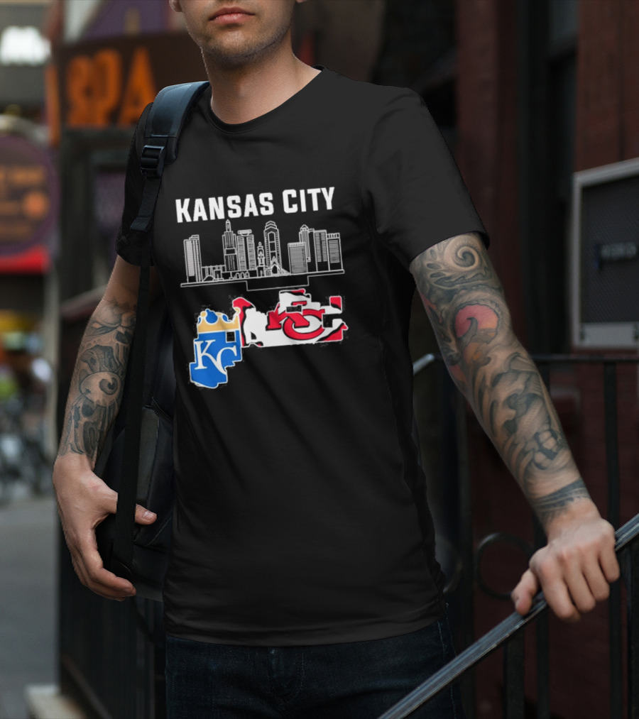 Kansas City Skyline KC Chiefs Royals Map T-Shirt